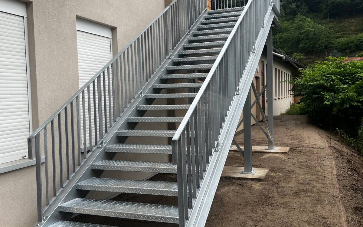 IMG_4619 1200X750 | RINNERT Quels sont les avantages des escaliers métalliques pour les professionnels ? Wintzenheim